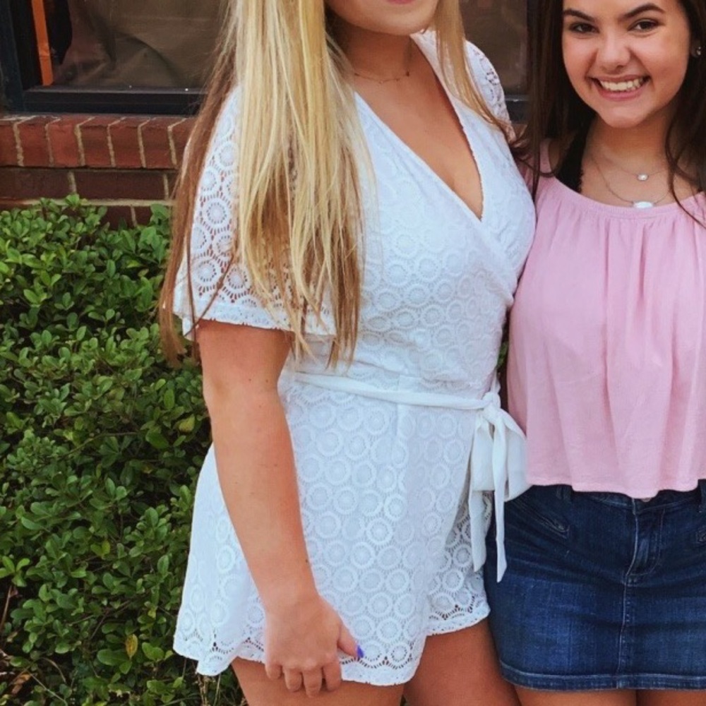 lace white romper!